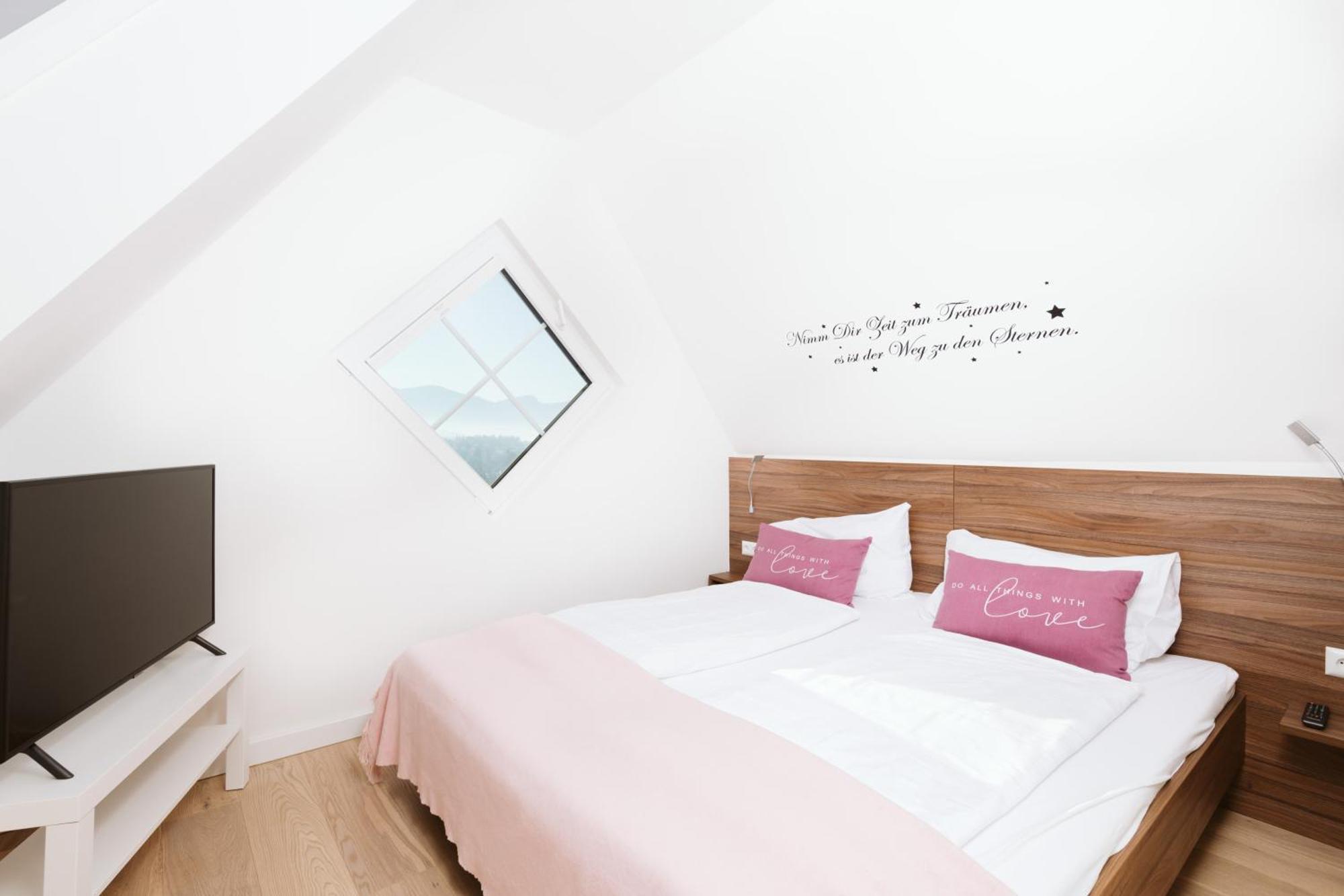 Haus Aussicht - Ferienwohnungen Velden Velden am Wörthersee Zimmer foto